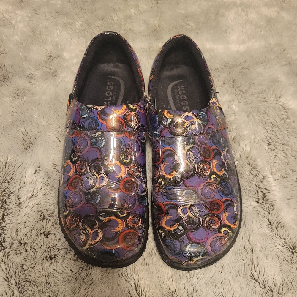 Woman's Klogs size 9 slip on